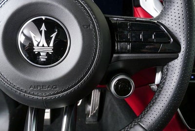 2026 Maserati Grecale Modena