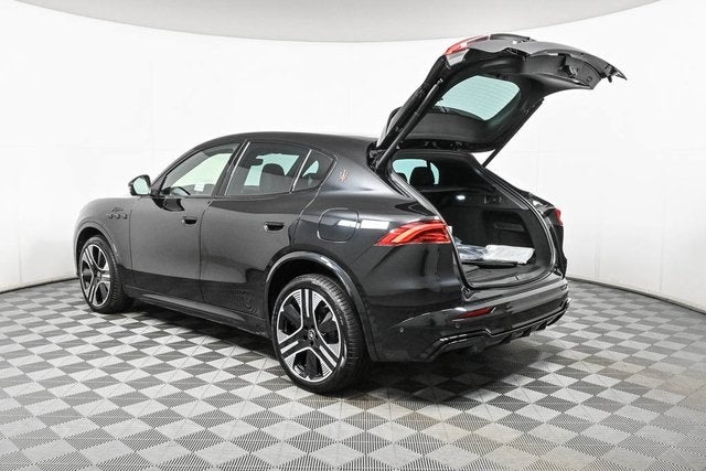 2025 Maserati Grecale Folgore