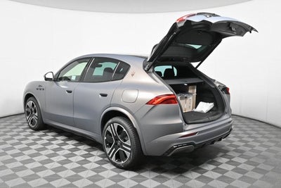 2025 Maserati Grecale Folgore