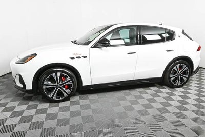 2025 Maserati Grecale Folgore