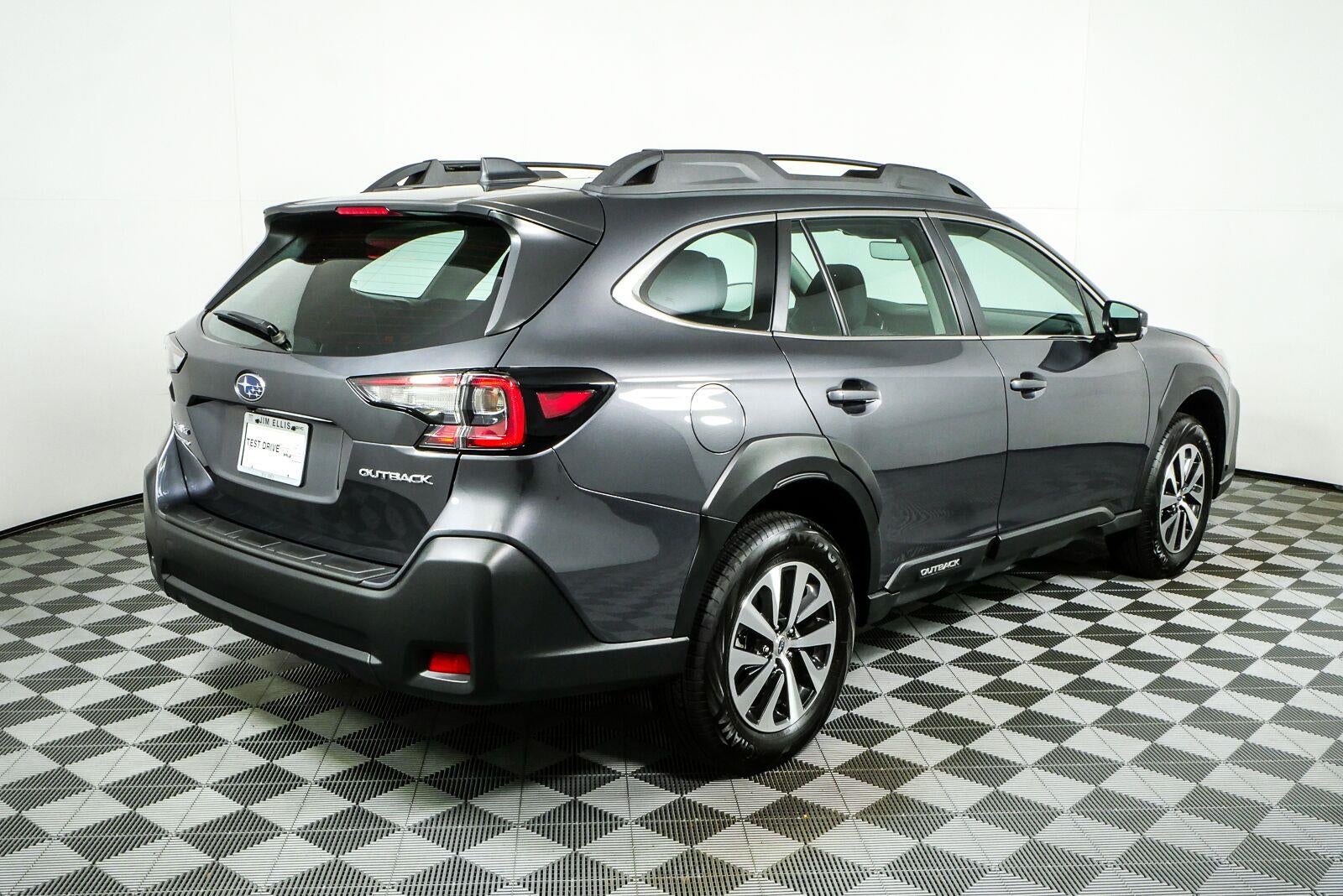 2025 Subaru Outback BASE