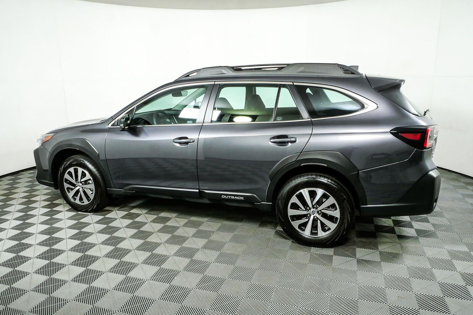 2025 Subaru Outback BASE