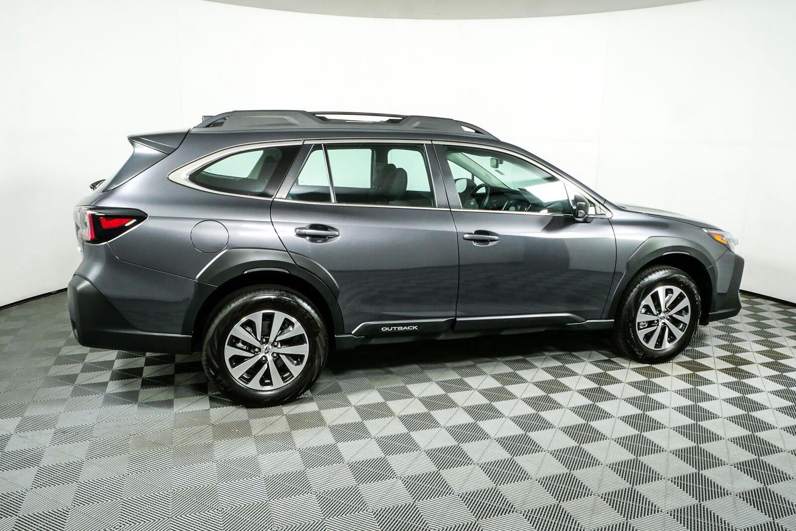 2025 Subaru Outback BASE