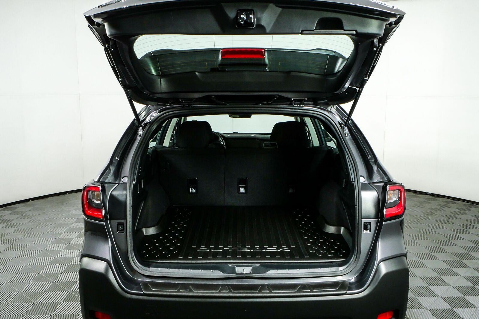 2025 Subaru Outback BASE