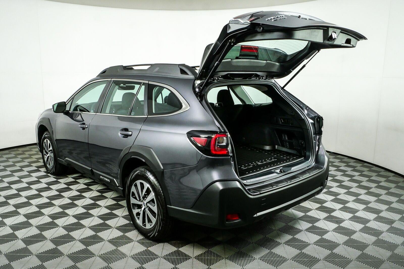 2025 Subaru Outback BASE