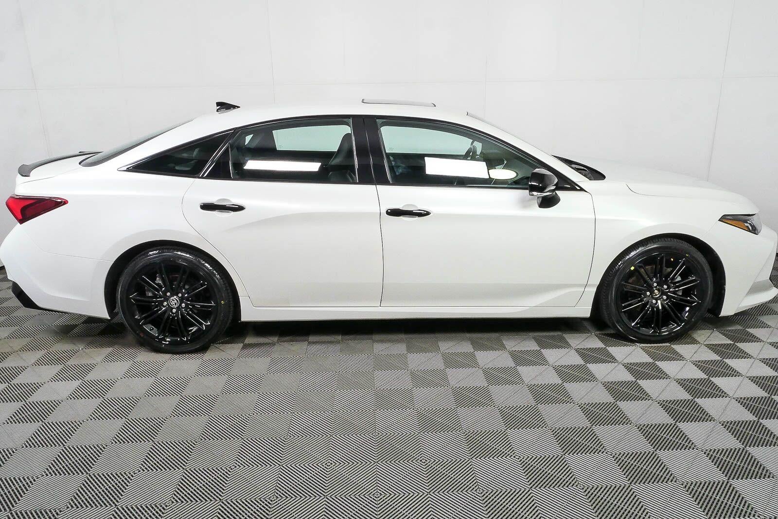 2021 Toyota Avalon XSE Nightshade