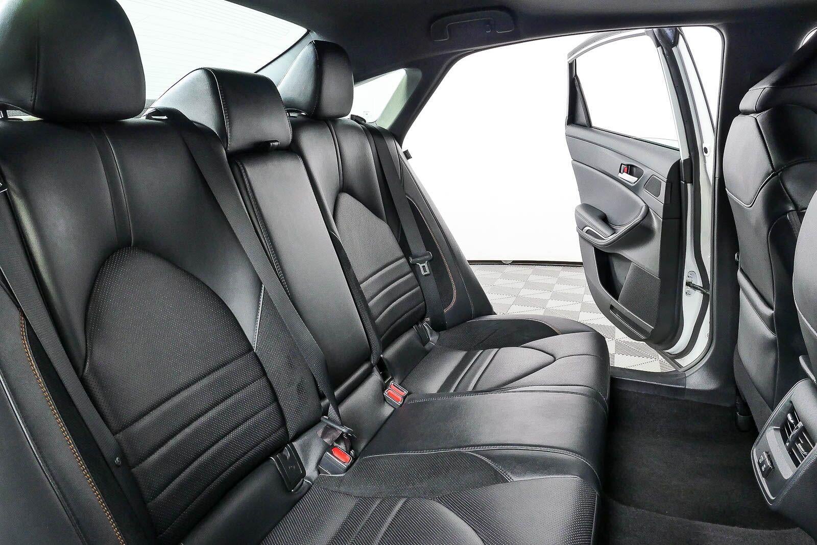 2021 Toyota Avalon XSE Nightshade
