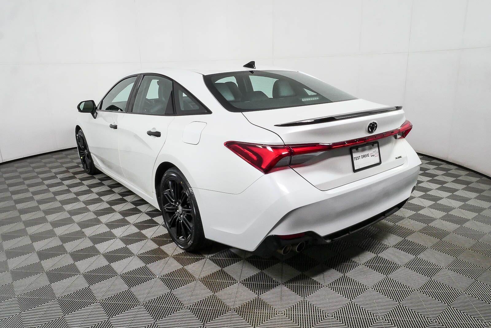2021 Toyota Avalon XSE Nightshade