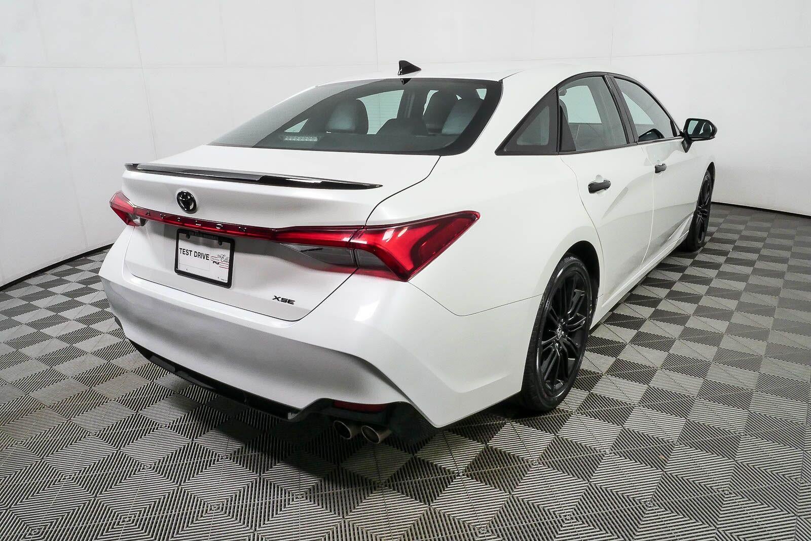 2021 Toyota Avalon XSE Nightshade