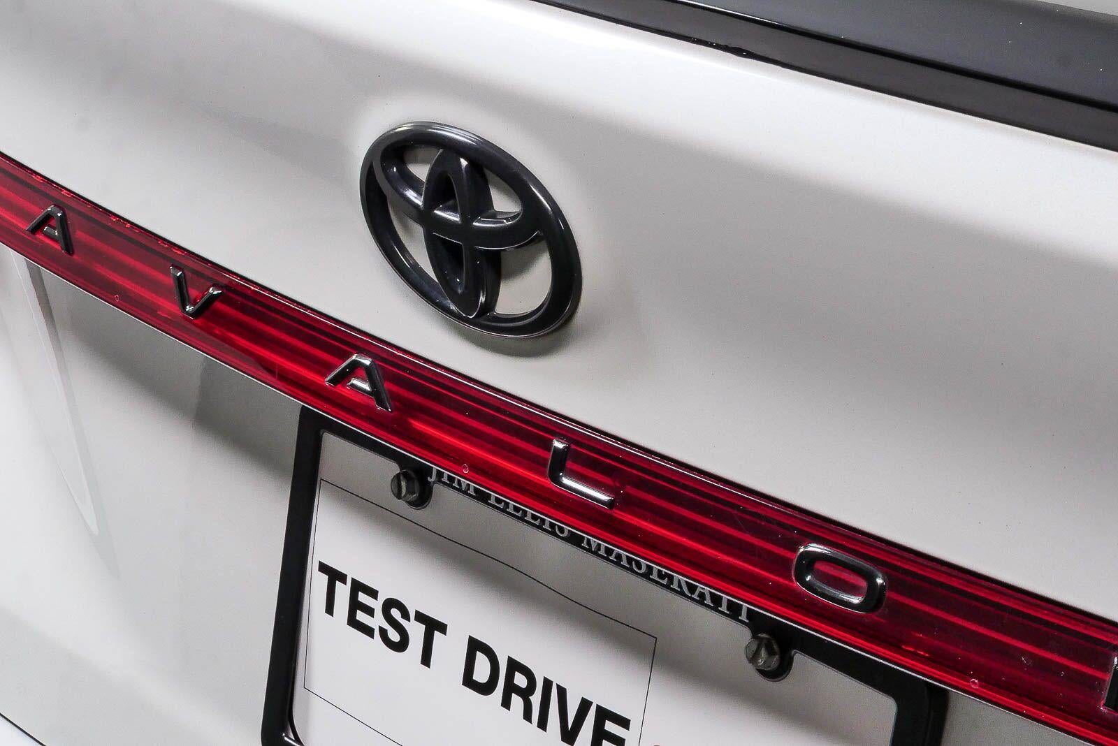 2021 Toyota Avalon XSE Nightshade