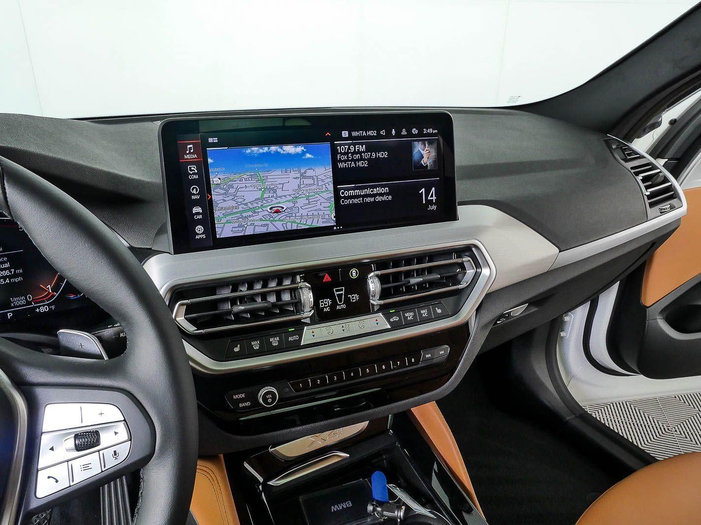 2025 BMW X4 xDrive30i