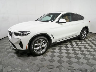 2025 BMW X4 xDrive30i