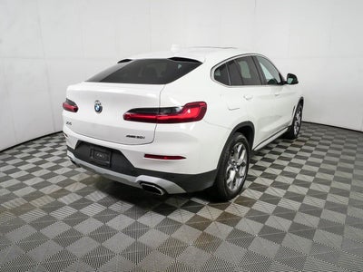 2025 BMW X4 xDrive30i