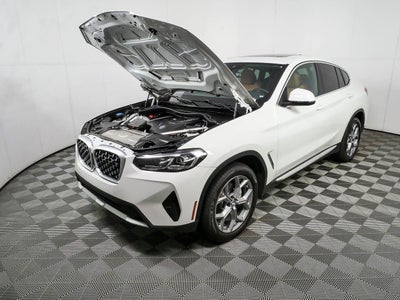 2025 BMW X4 xDrive30i