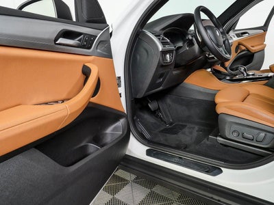 2025 BMW X4 xDrive30i