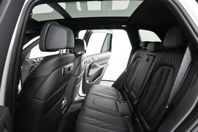 2025 BMW X5 xDrive50e