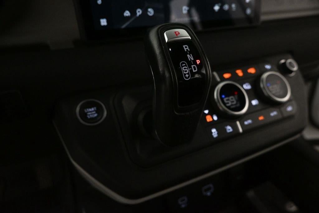 2023 Land Rover Defender XDYNAMSE