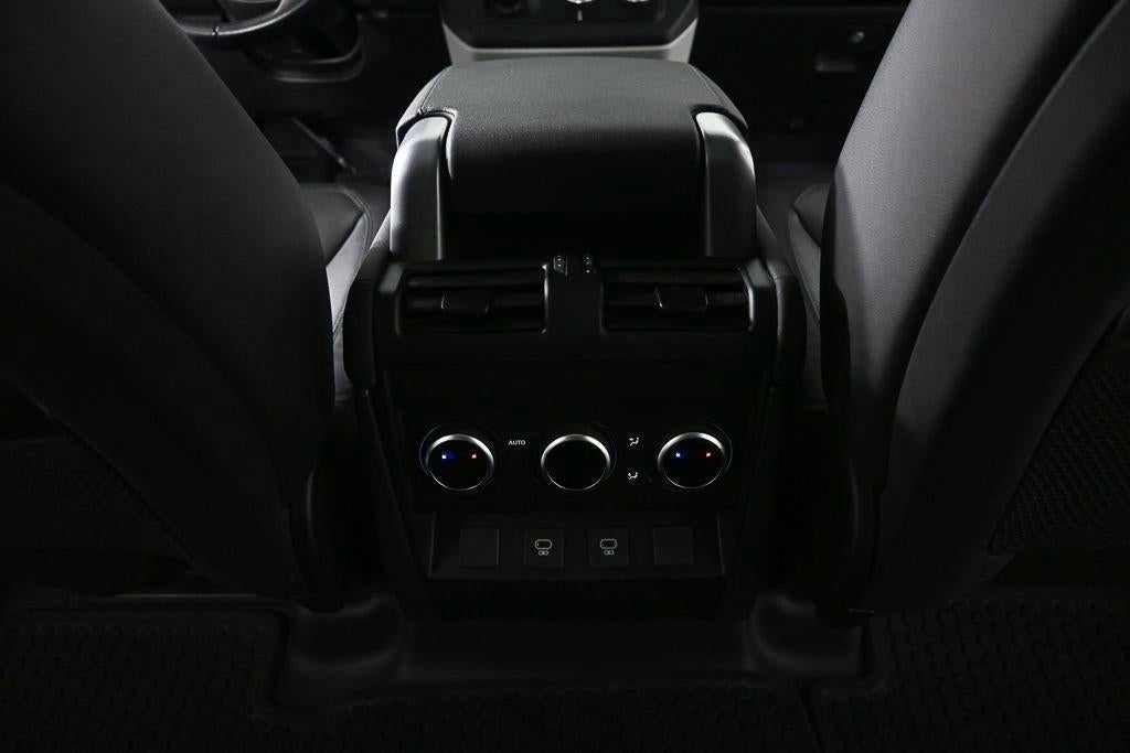 2023 Land Rover Defender XDYNAMSE