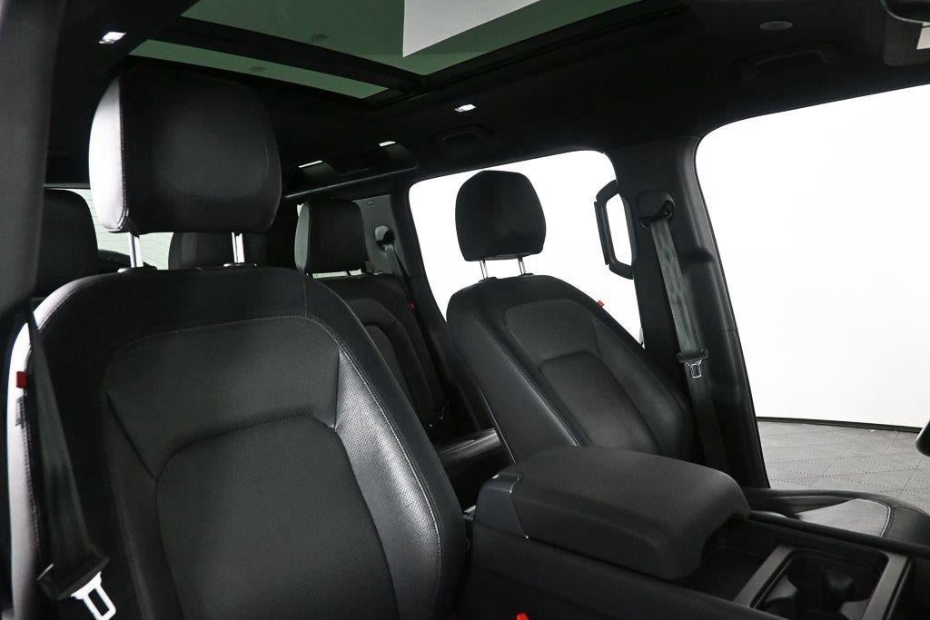 2023 Land Rover Defender XDYNAMSE
