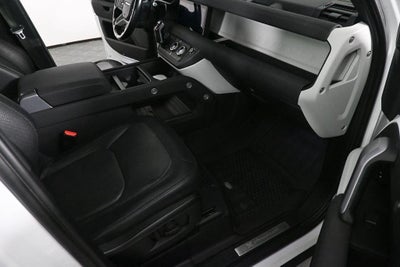 2023 Land Rover Defender XDYNAMSE