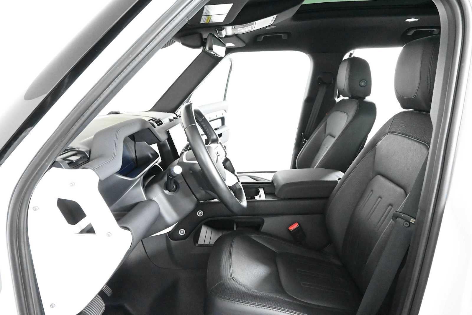 2022 Land Rover Defender X-Dynamic SE