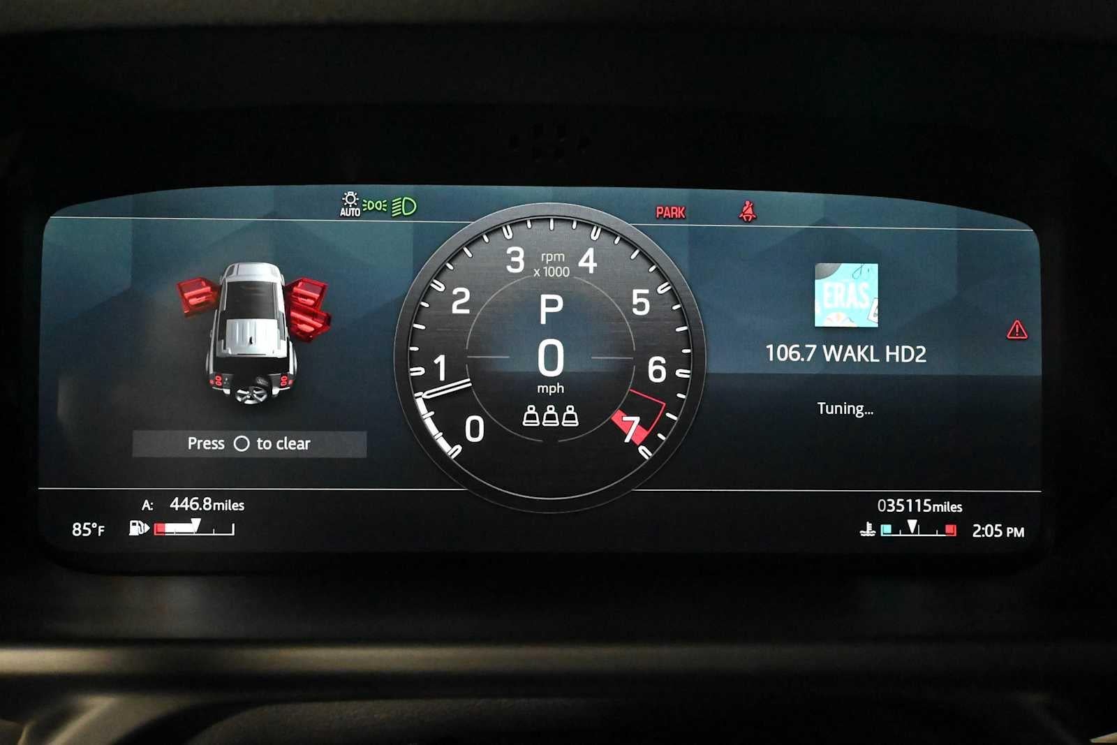 2022 Land Rover Defender X-Dynamic SE