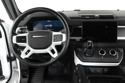 2022 Land Rover Defender X-Dynamic SE