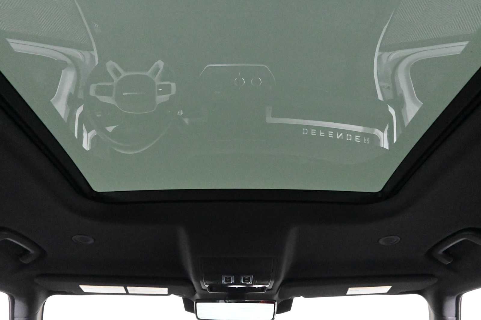 2022 Land Rover Defender X-Dynamic SE