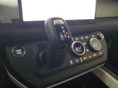 2025 Land Rover Defender S