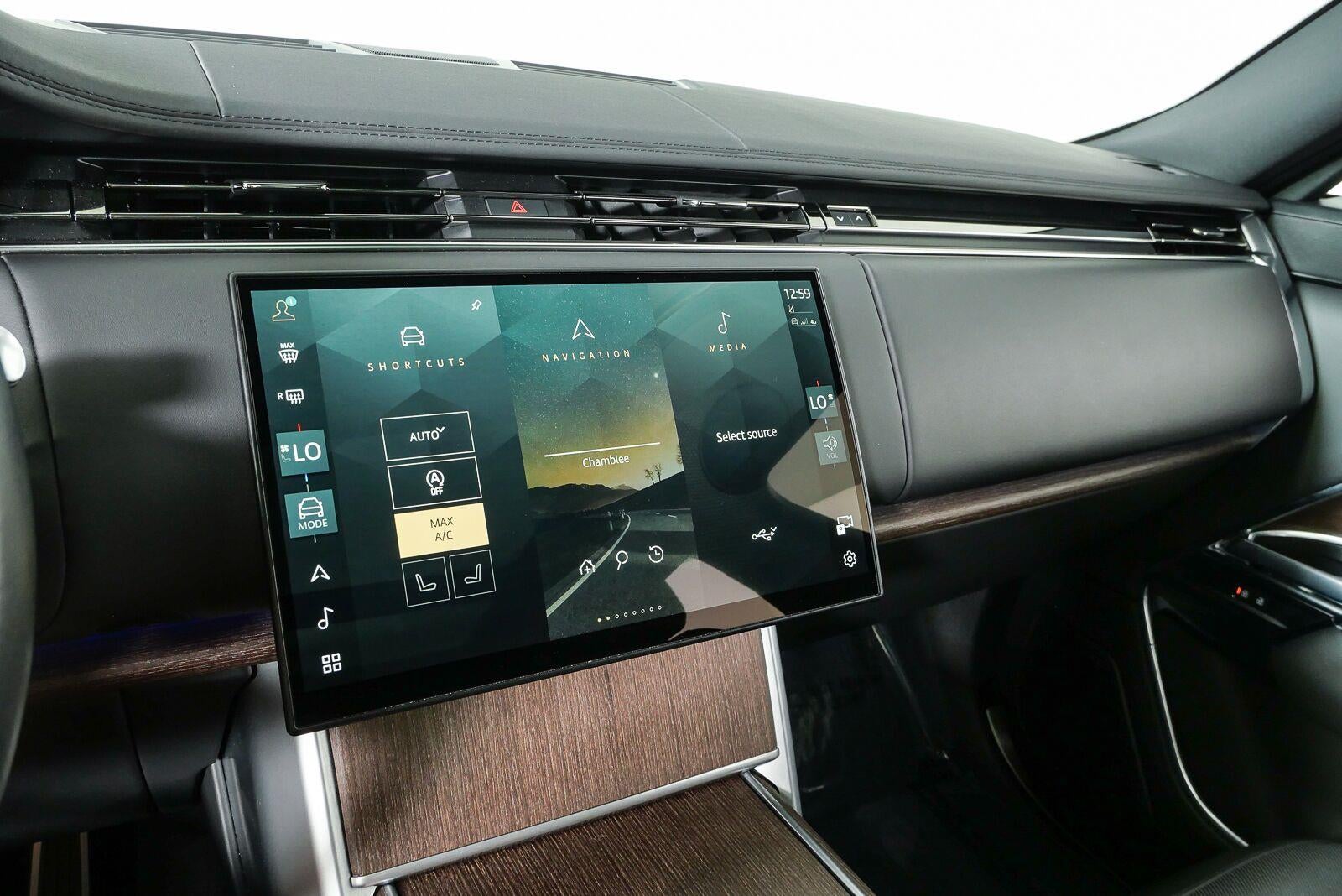 2024 Land Rover Range Rover SE