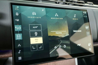 2024 Land Rover Range Rover SE