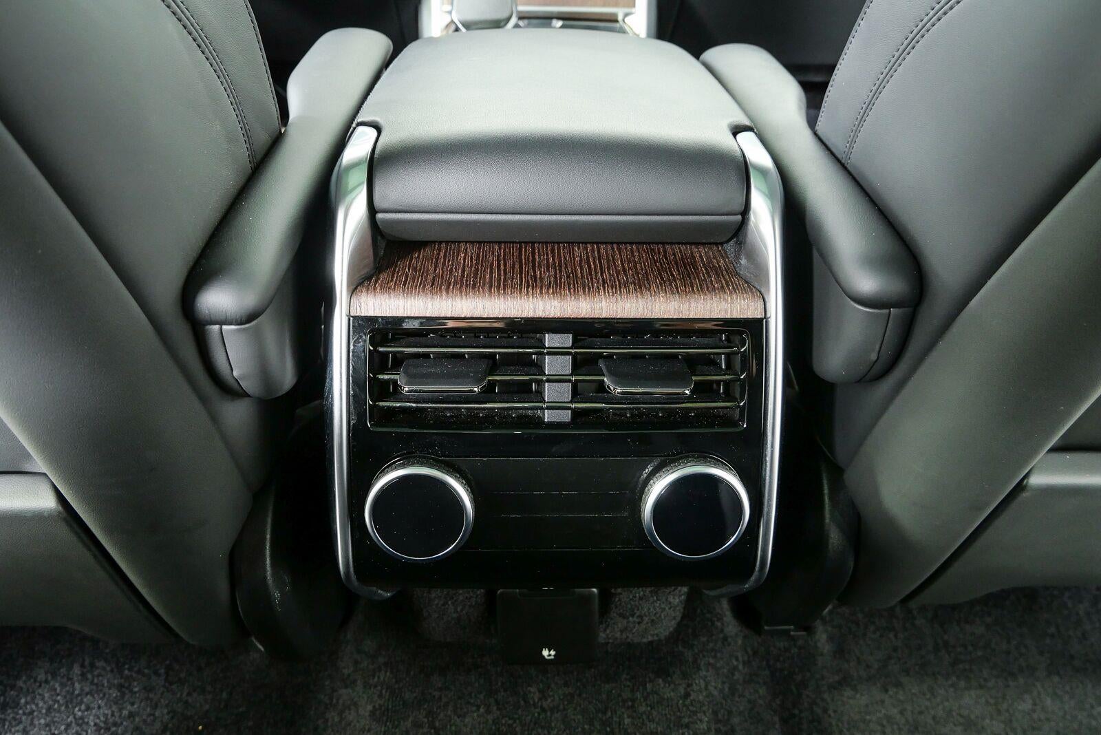 2024 Land Rover Range Rover SE