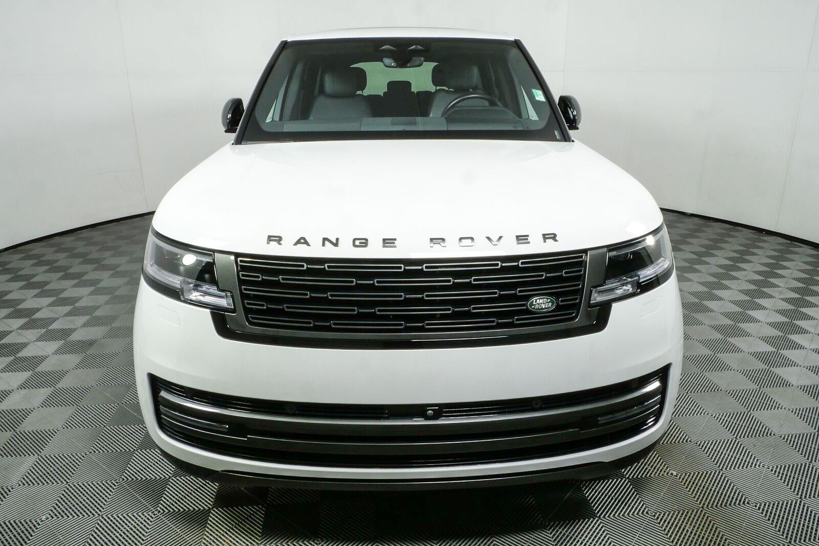 2024 Land Rover Range Rover SE