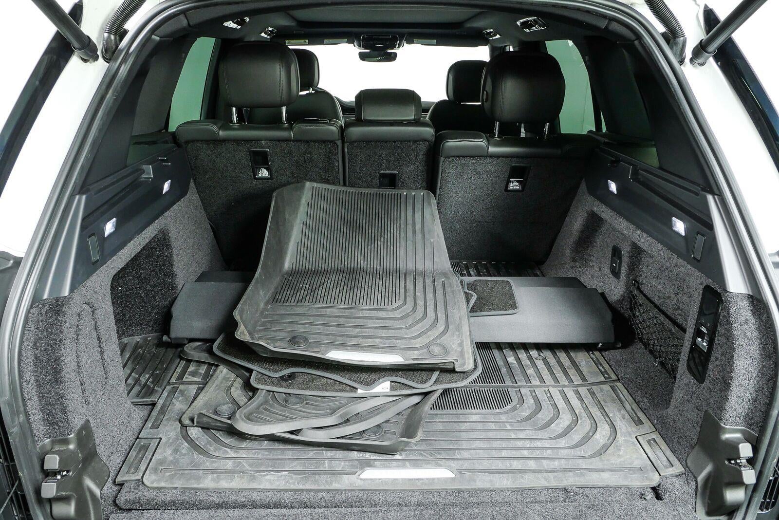 2024 Land Rover Range Rover SE