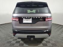2023 Land Rover Discovery Metropolitan Edition