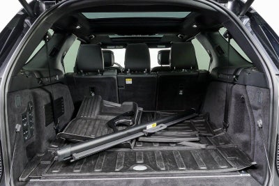 2023 Land Rover Discovery Metropolitan Edition