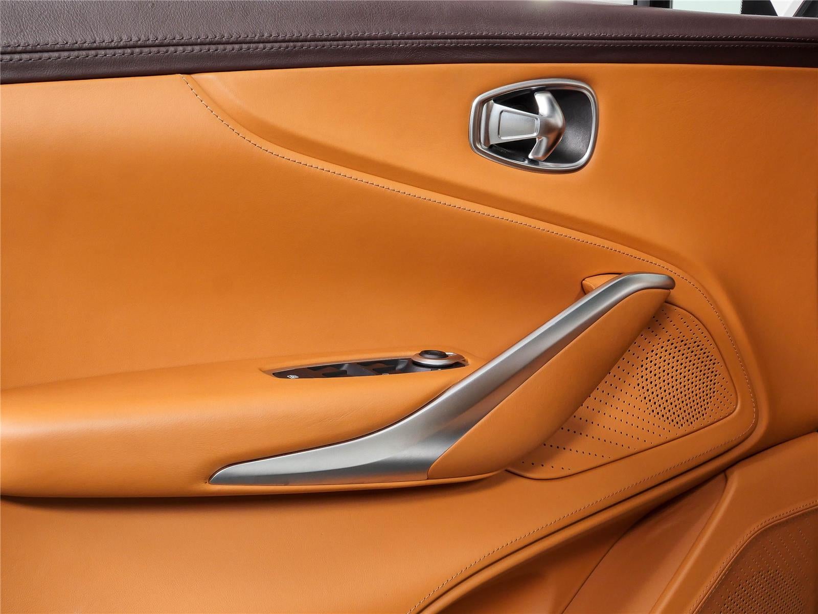2021 Aston Martin Dbx Base