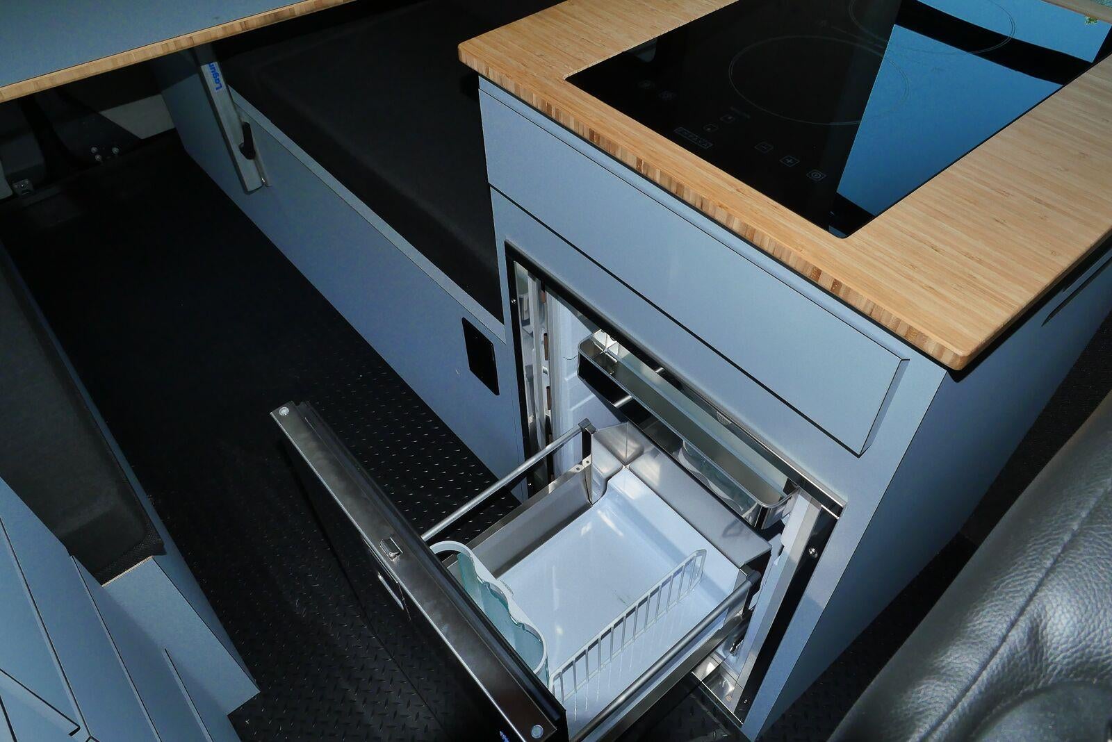 2025 Mercedes-Benz Sprinter Cargo Van Base - Photo 36