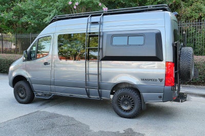 2025 Mercedes-Benz Sprinter Cargo Van 2500 Standard Roof I4 Diesel HO 144" AWD