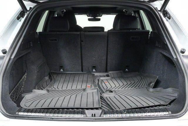 2025 Audi SQ5 Premium Plus