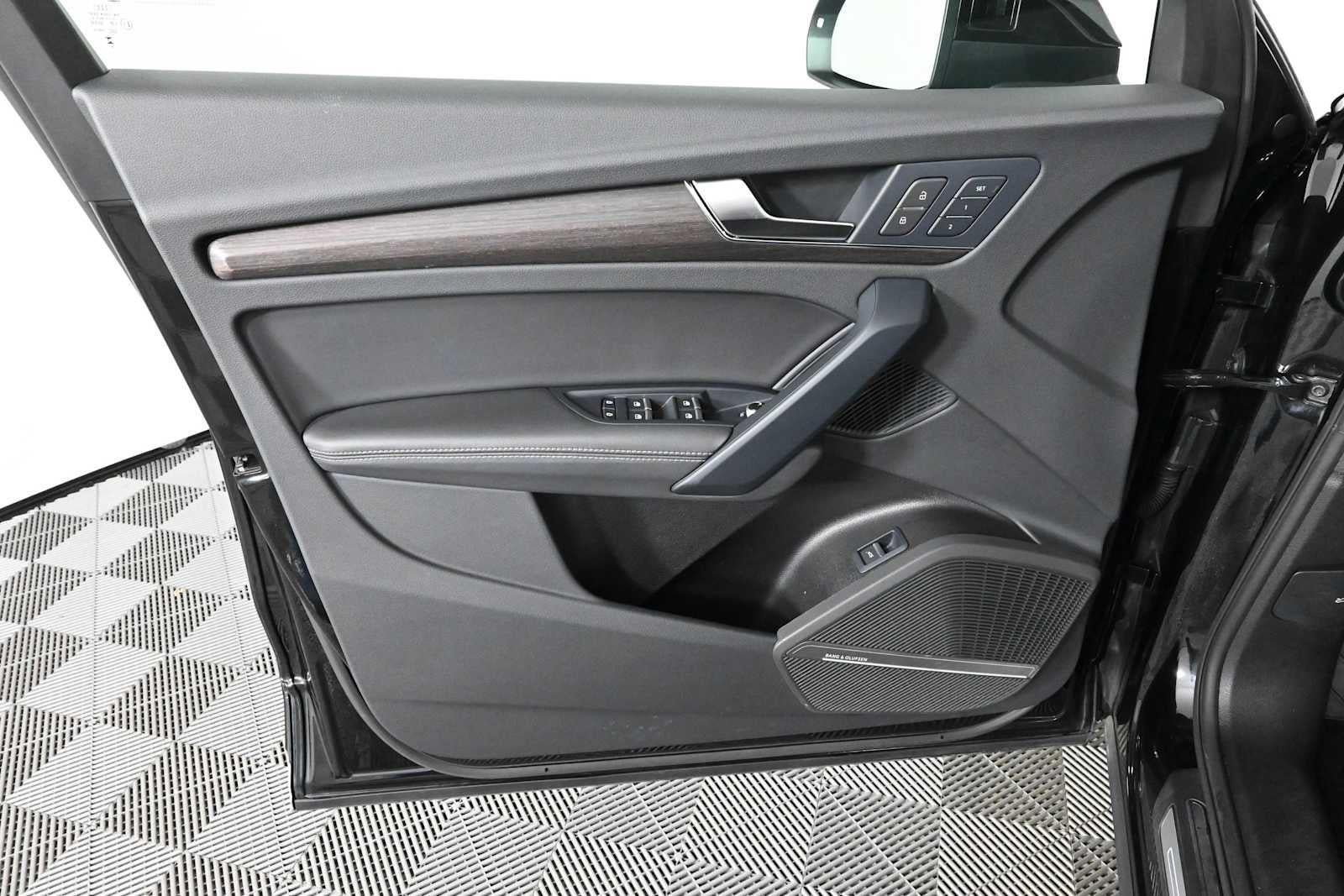 2024 Audi Q5 PREMPLS