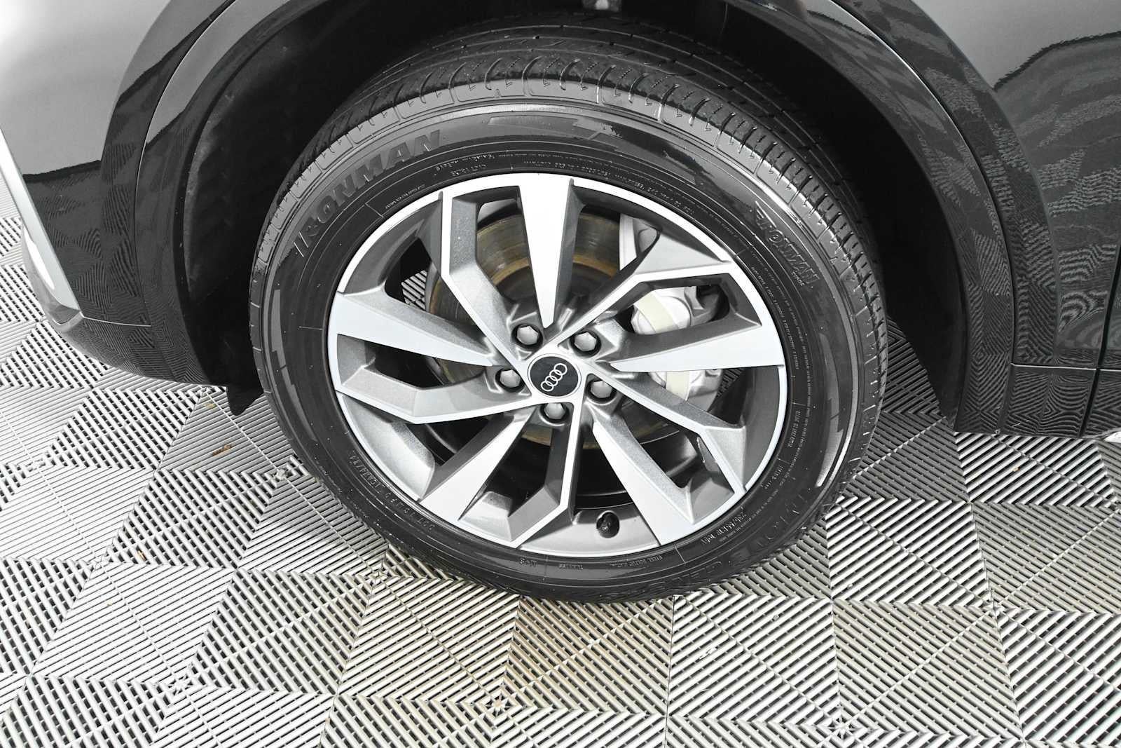 2024 Audi Q5 PREMPLS