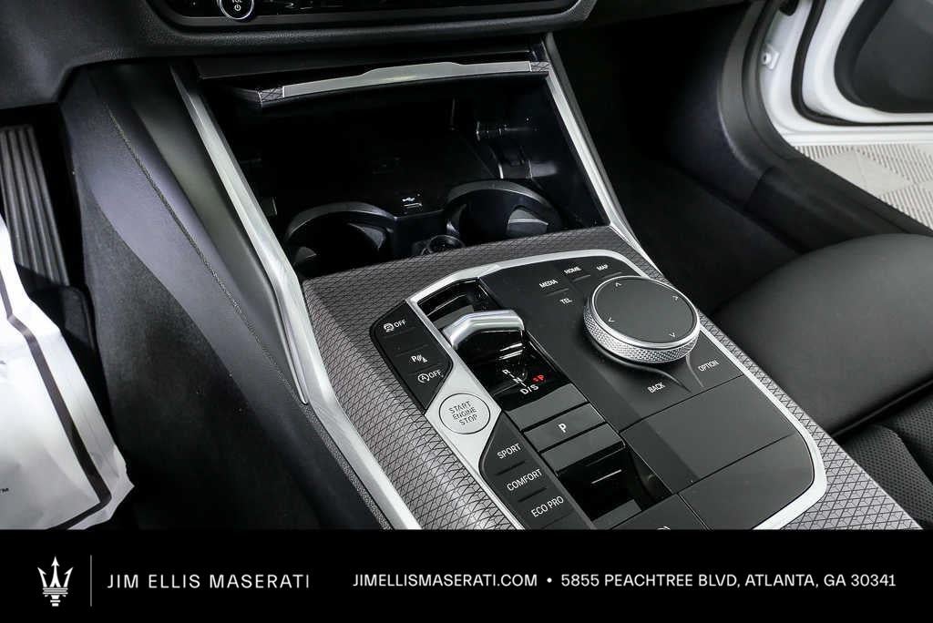 2025 BMW 3 Series 330i xDrive