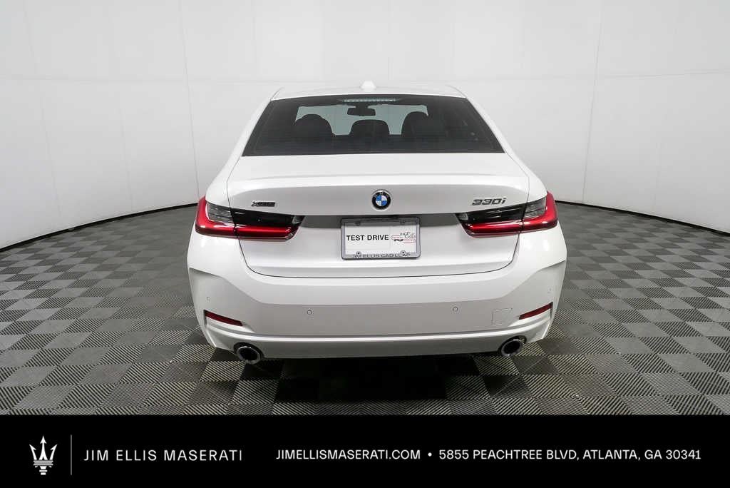2025 BMW 3 Series 330i xDrive