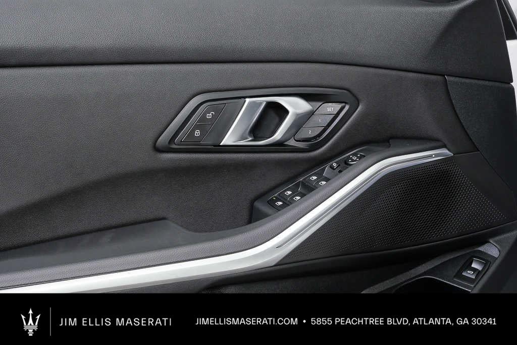 2025 BMW 3 Series 330i xDrive