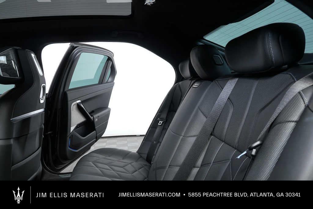 2023 BMW 7 Series 760i xDrive