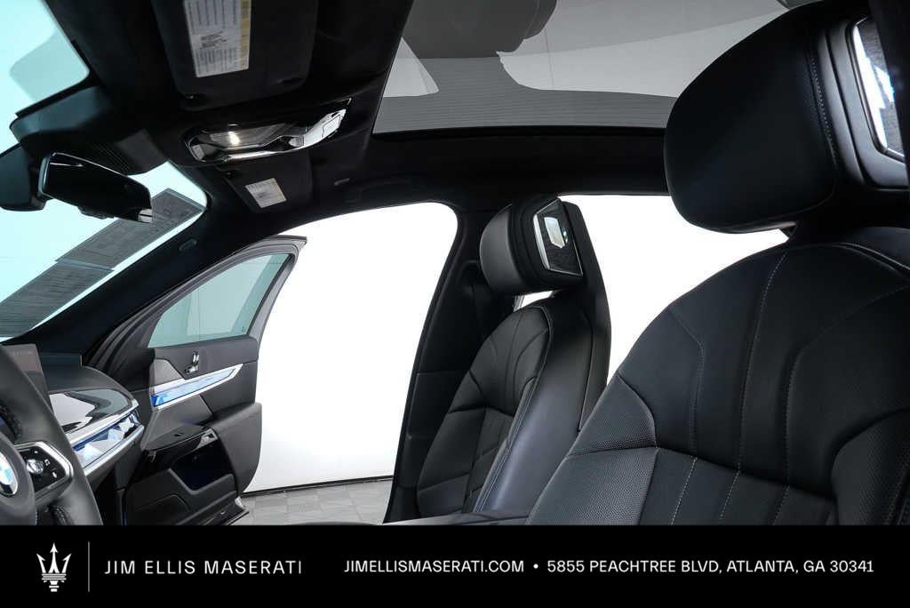 2023 BMW 7 Series 760i xDrive