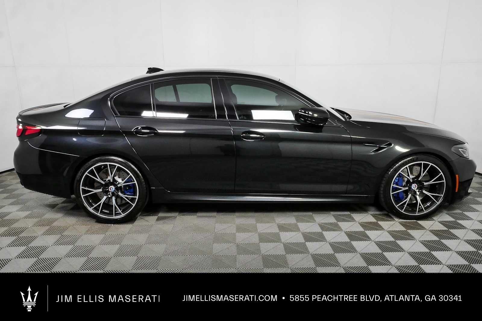 2023 BMW M5 Sedan