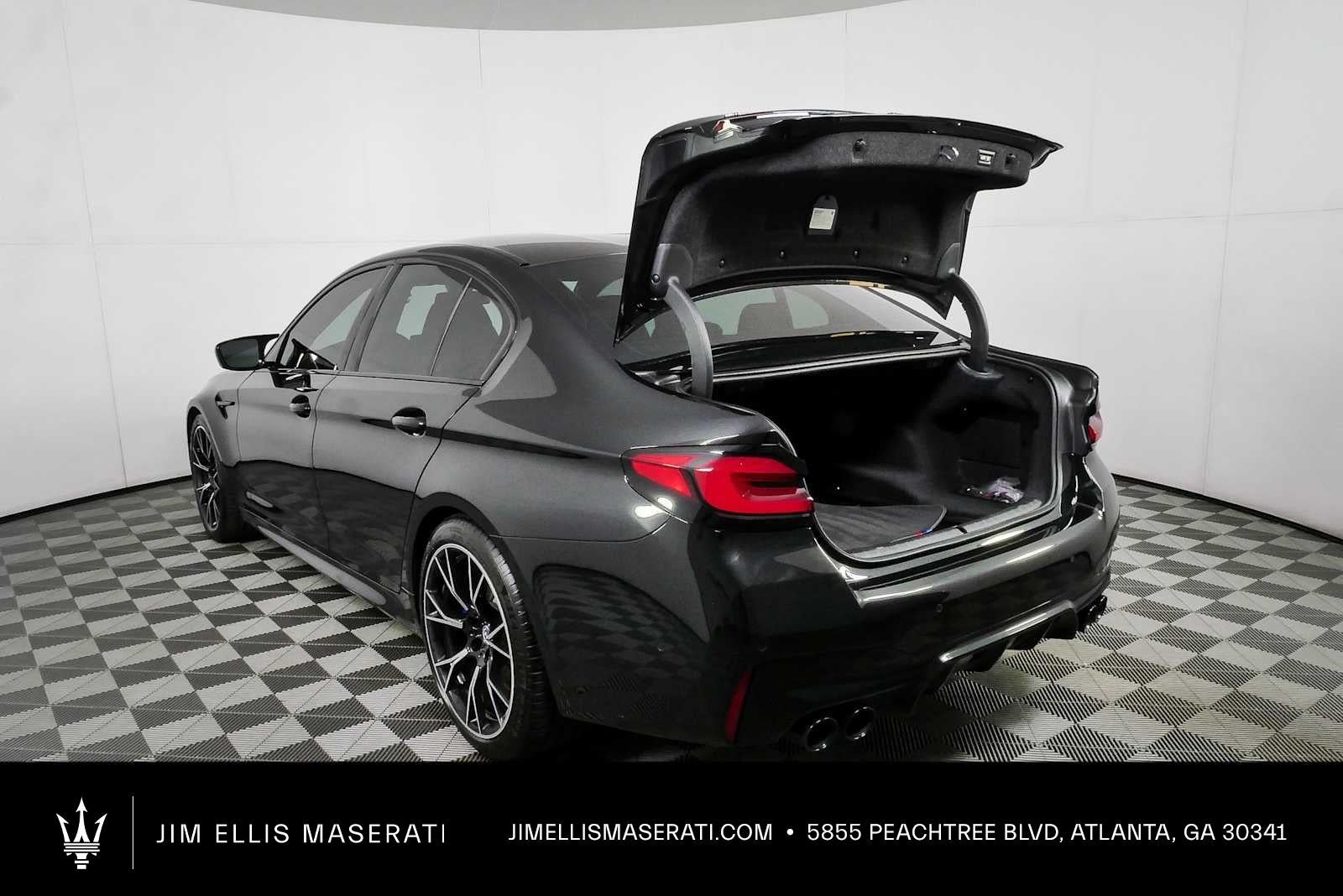 2023 BMW M5 Sedan