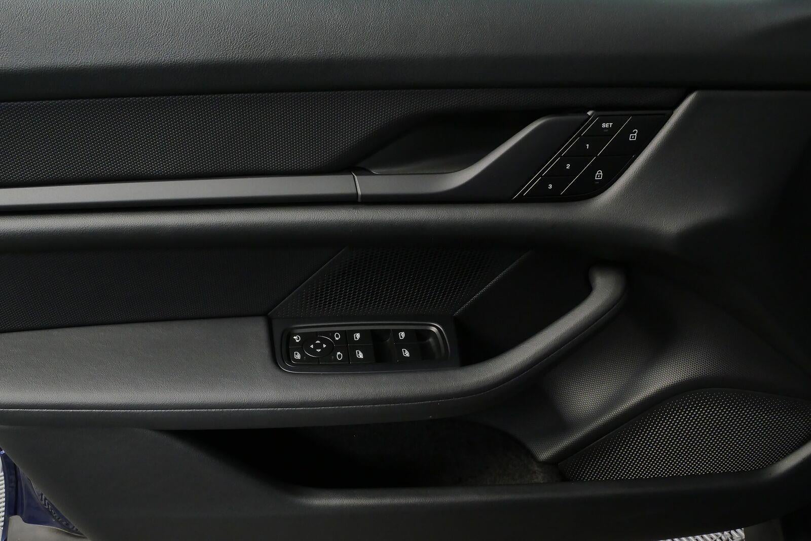 2023 Porsche Taycan RWD